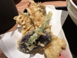 （銀座　グルメ　ランチ　そば）　「そば 俺のだし GINZA5」の海老と野菜の天ぷらそば